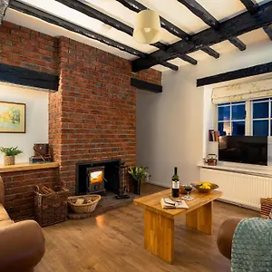 Holiday home Yew Tree